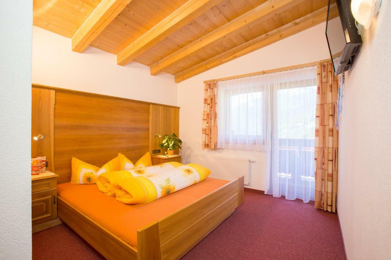 Haus Alois Bed & Breakfast Solden Exterior photo